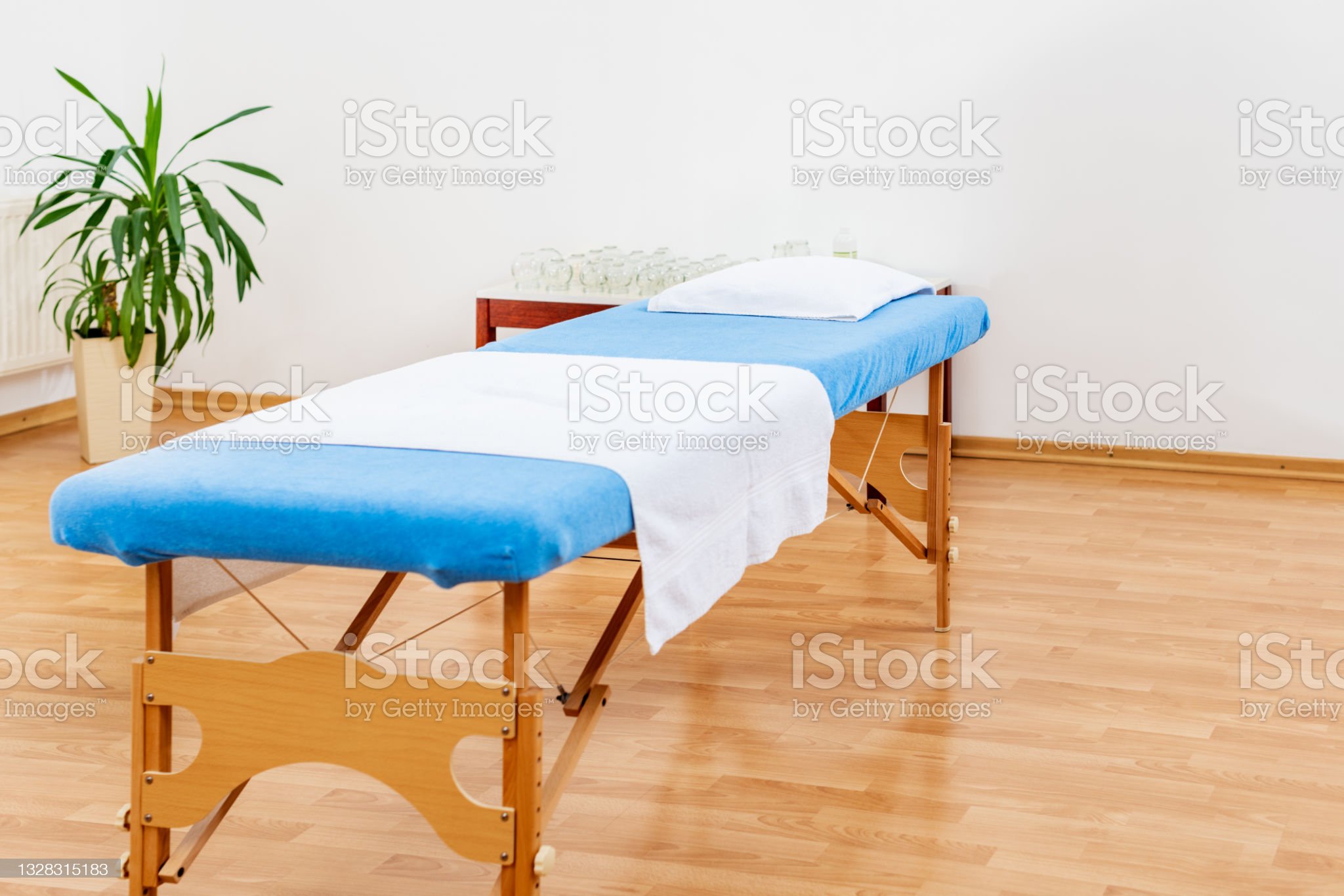 chiropractic tables