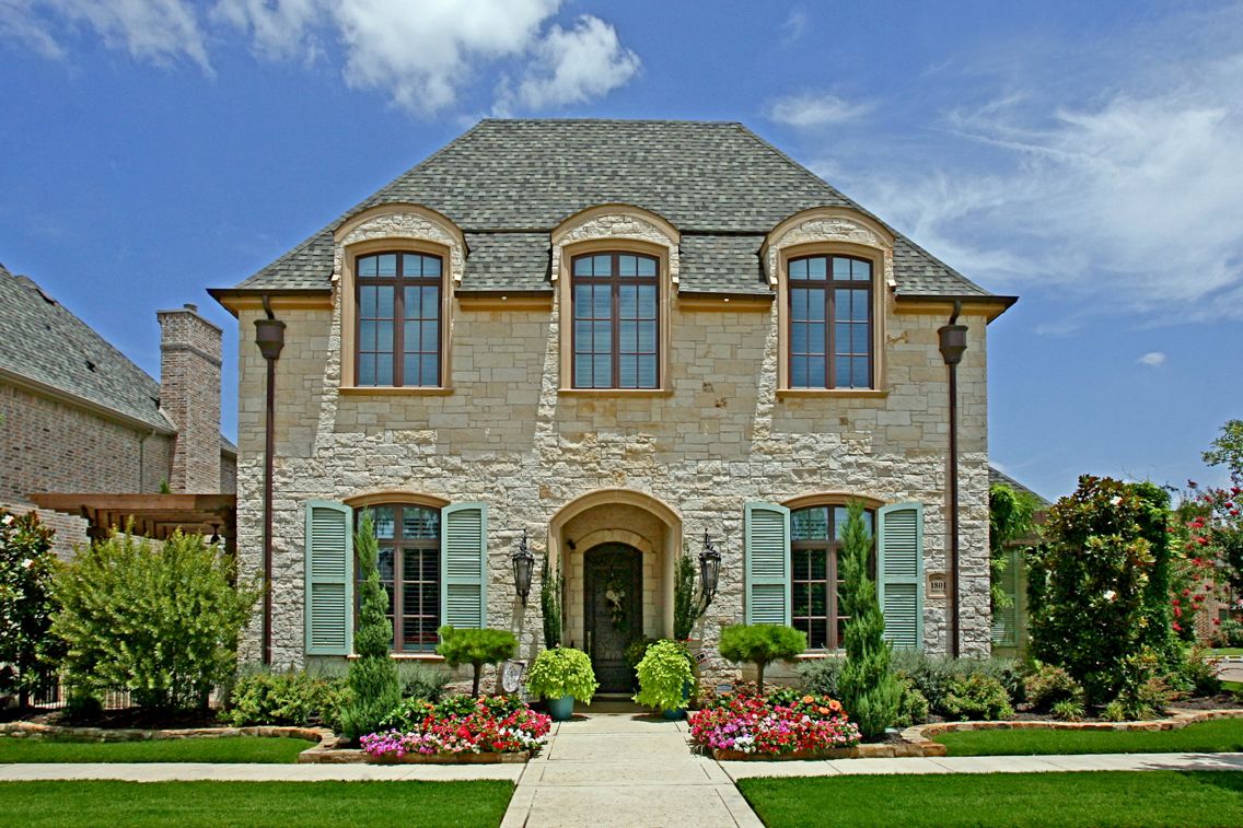 Custom home builder